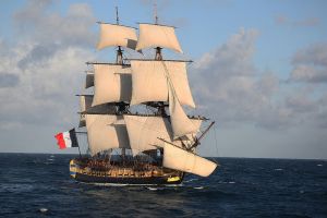 L'Hermione_toutes_voiles_dehors_(20458559311)